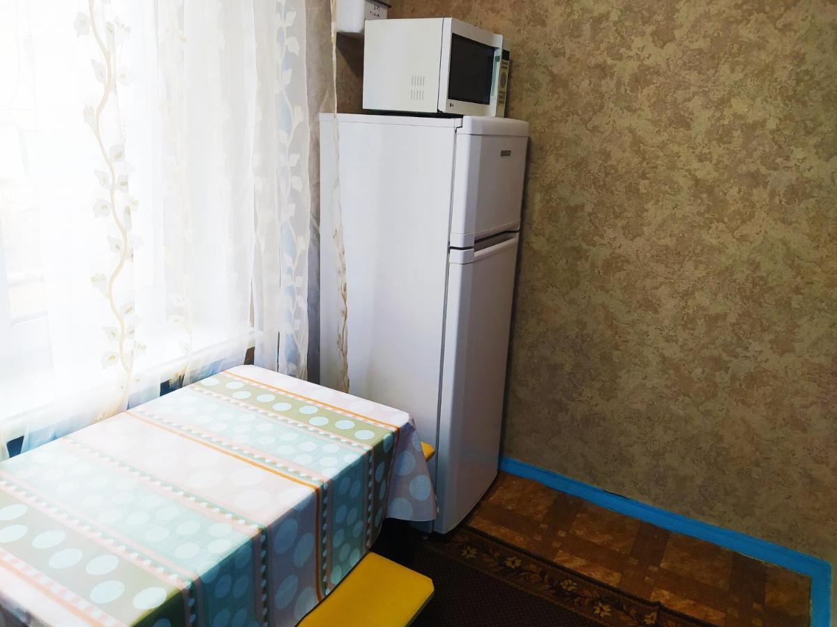 1-Комн. Квартира В Центре Возле Козак Палаца! Zaporizhia Esterno foto
